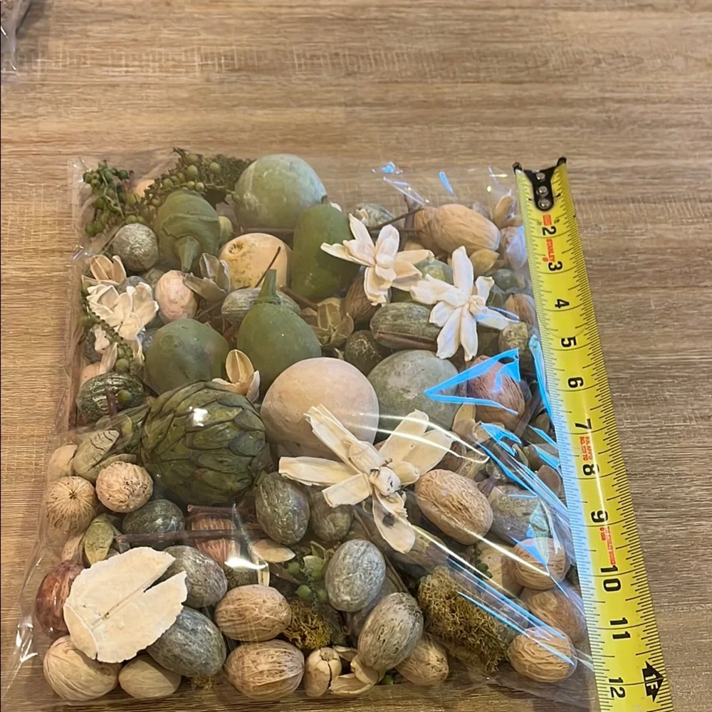Decorative Dried Botanicals Mix